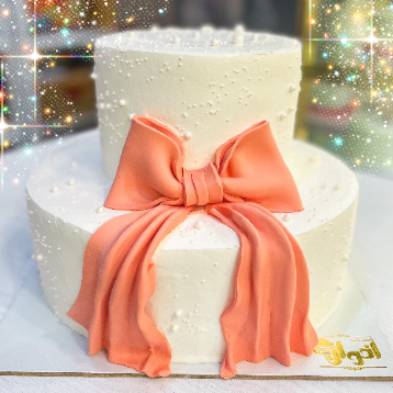 کیک پاپیونی دو طبقه