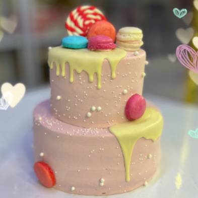 کیک تولد دوطبقه پاستیلی
