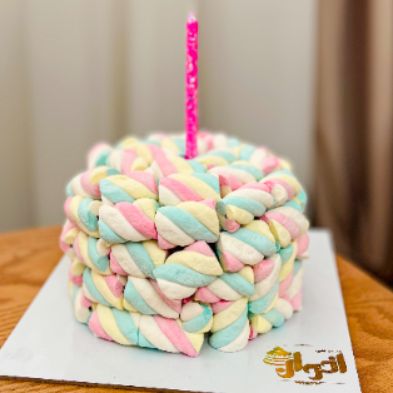 کیک تولد مارشمالویی