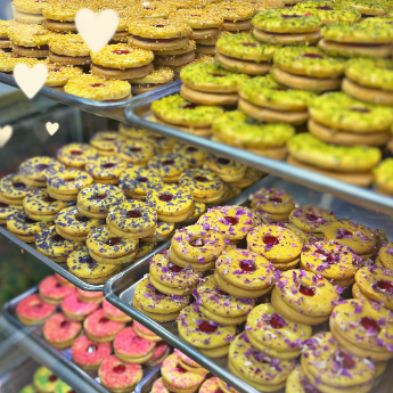 ویترین شیرینی آلمانی