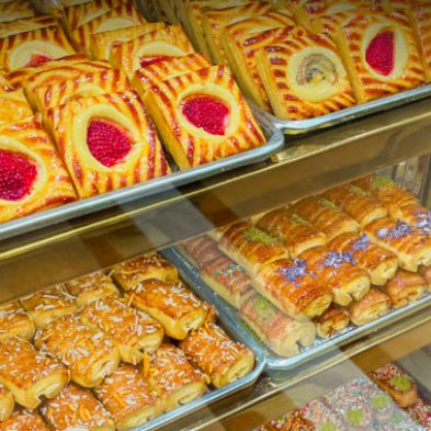 ویترین شیرینی تارت و لوتکا