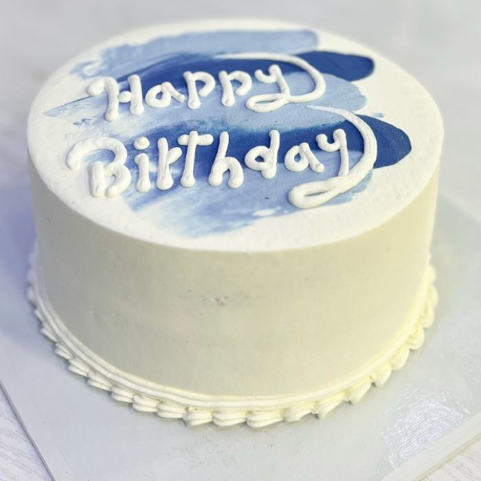 کیک تولد مینیمال