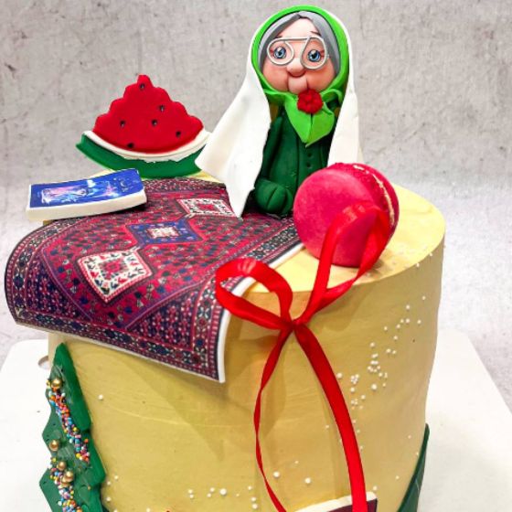 کیک ویترینی یلدایی