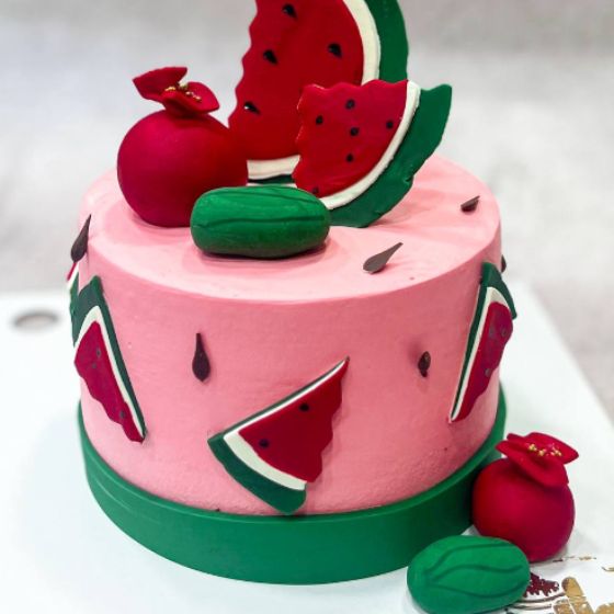 کیک ویترینی یلدایی