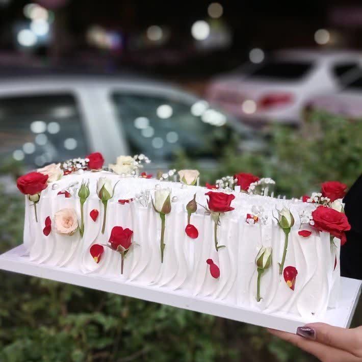 کیک تولد متری تصویر دوم
