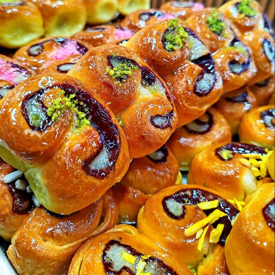 شیرینی دانمارکی قلوه ای