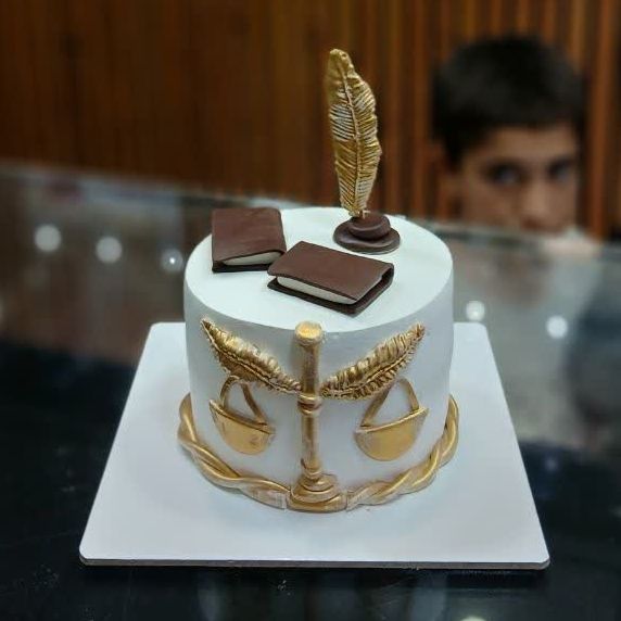 کیک مشاغل وکالت تصویر دوم