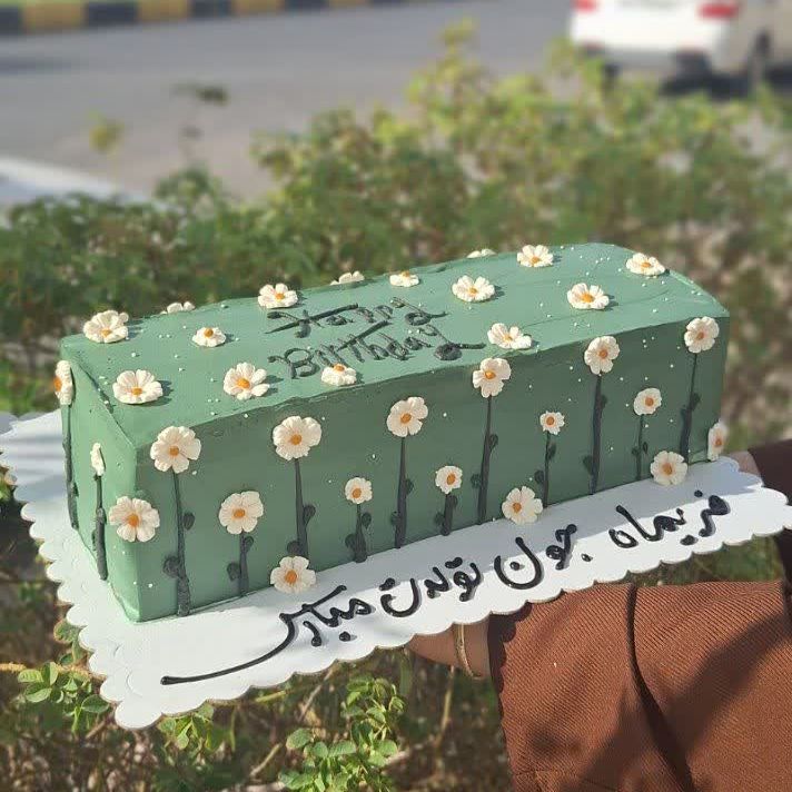 کیک تولد بابونه تصویر دوم