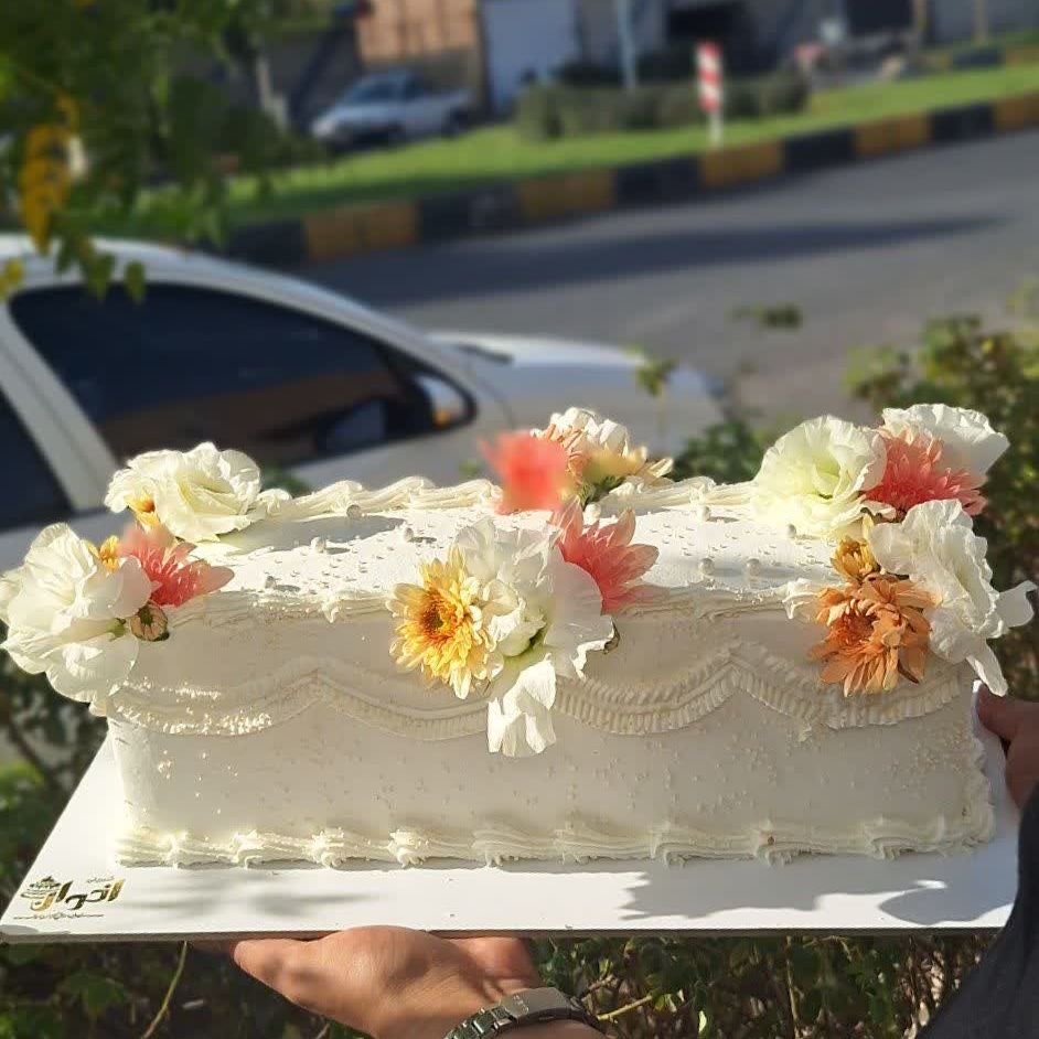 کیک تولد بهاری تصویر دوم