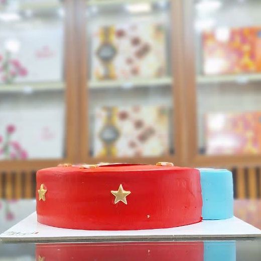 کیک تولد دربی تصویر دوم