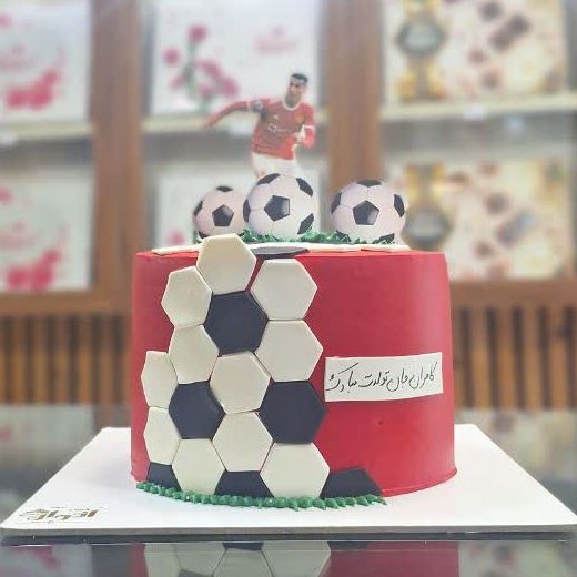 کیک تولد رونالدو تصویر دوم